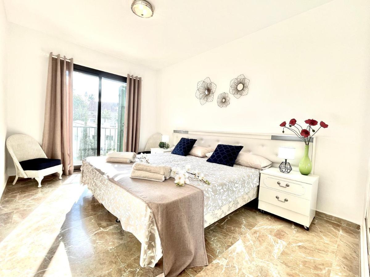 Riviera By The Beach 2 Bedroom Apartment Sitio de Calahonda Exterior photo