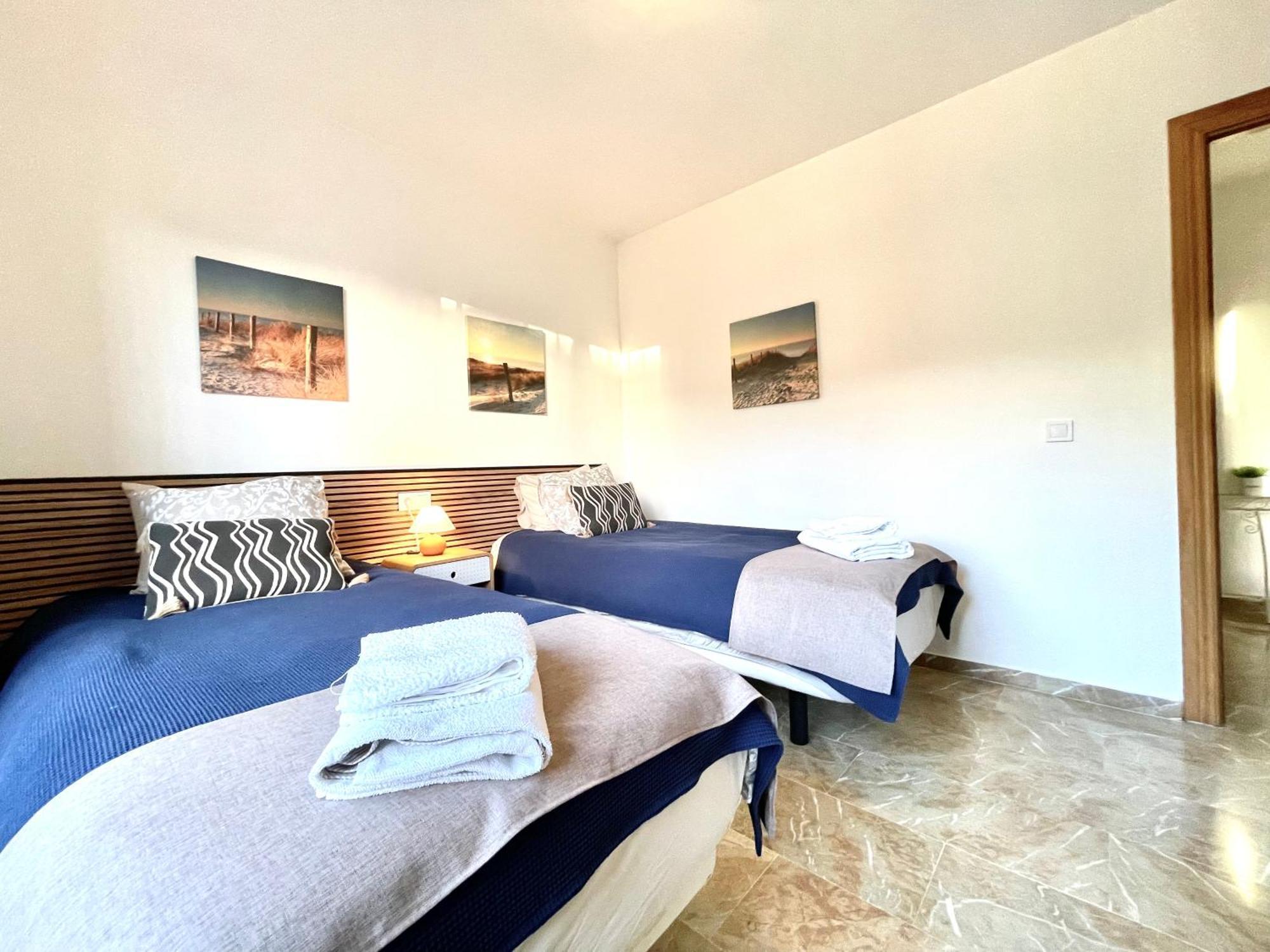 Riviera By The Beach 2 Bedroom Apartment Sitio de Calahonda Exterior photo